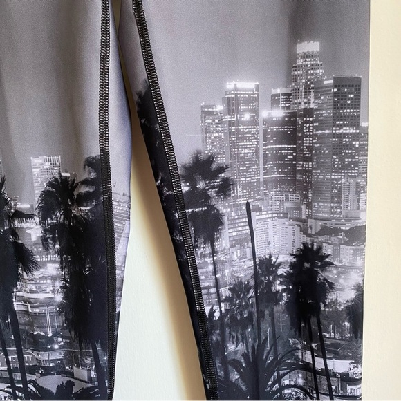 Peloton x Terez Los Angeles leggings S - Picture 2 of 5